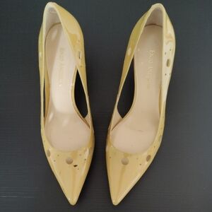 Enzo Angiolini Mustard Yellow Heels